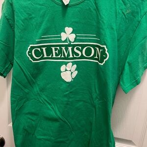 Gildan Clemson St Patrick’s Day Green Graphic T-Shirt